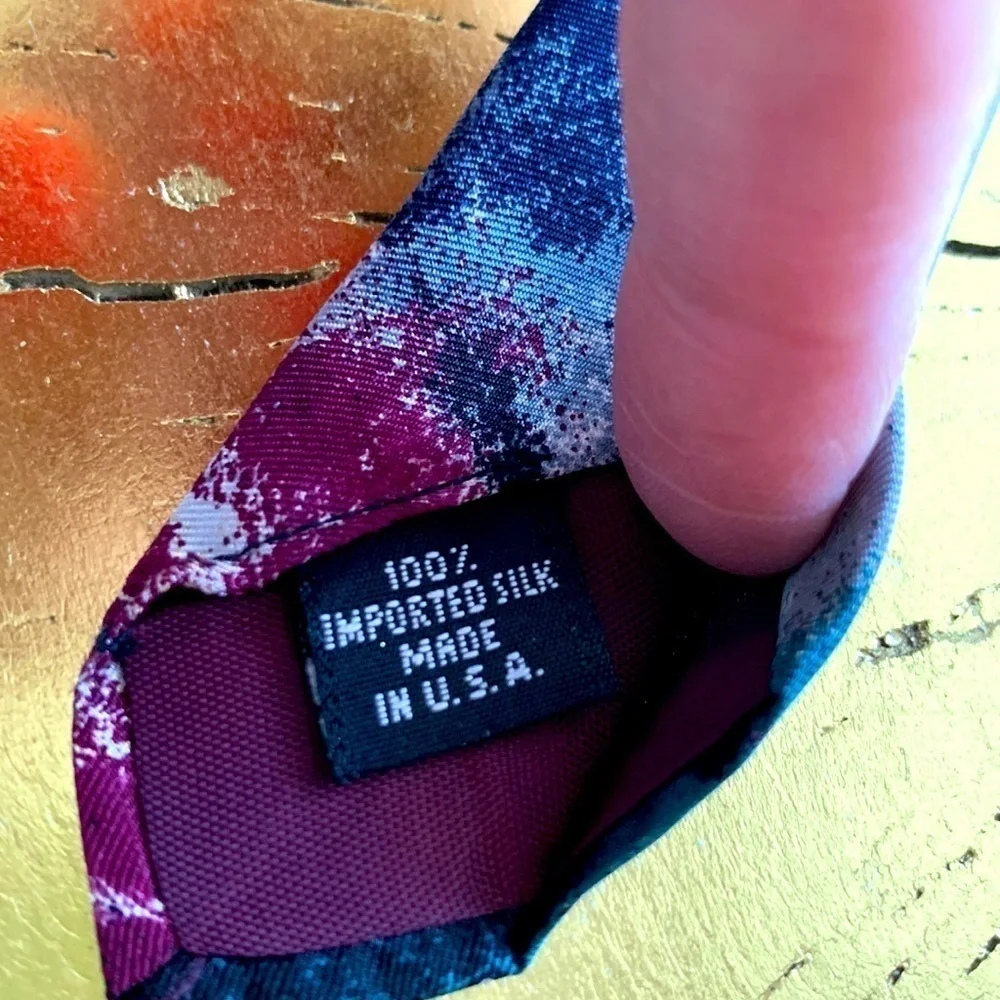80’s Vintage Enrico Multi-Colored Men’s Tie. 100% Imported Silk